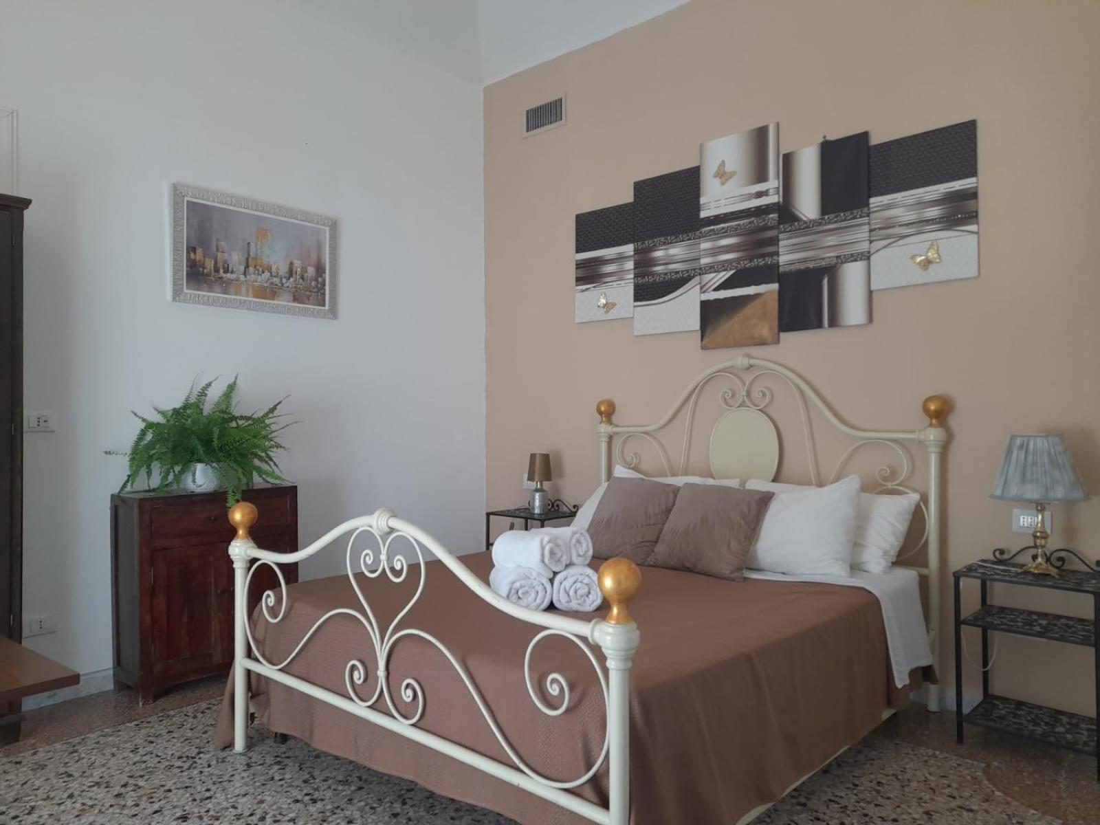 Casa Roma Affittacamere Экстерьер фото